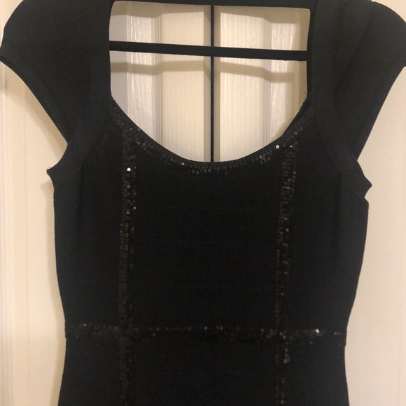 🖤GUESS | Chic Little Black Dress |  🖤 - Picture 6 of 12